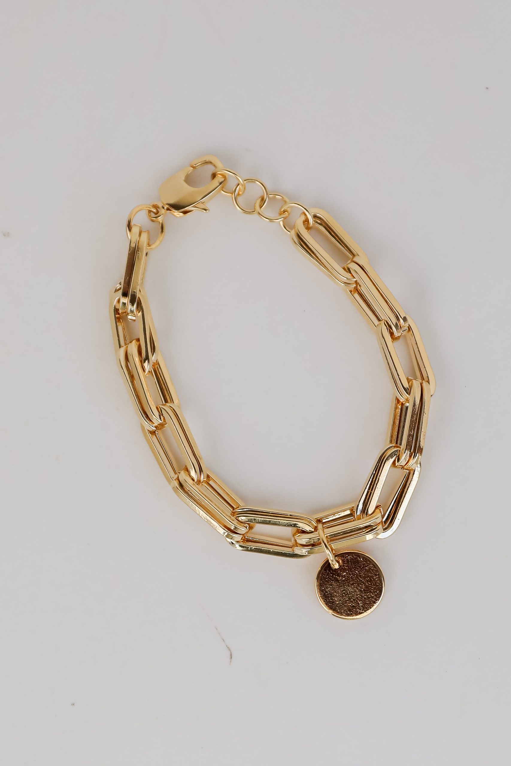 shopdressup_gold_chain_bracelet-4_b98b19c4-2d67-4c17-99aa-477456abb424.jpg